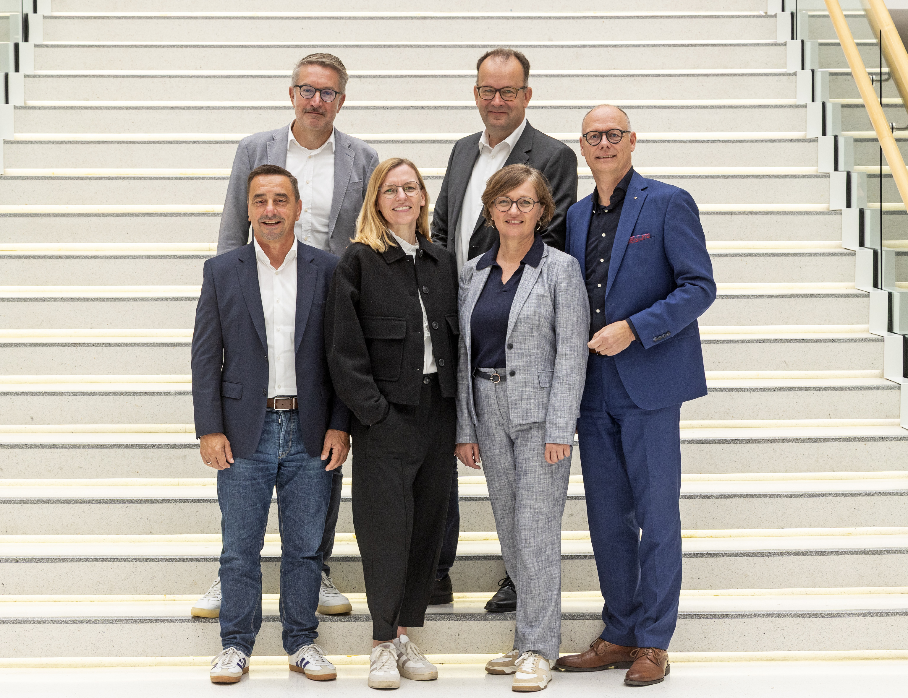 v. l. n. r.: Michael Gerber, Gerold Leppa, Katja Teixeira, Martin Knabenreich, Karmen Strahonja, Steffen Schoch (nicht auf dem Bild: Michael Metzler)